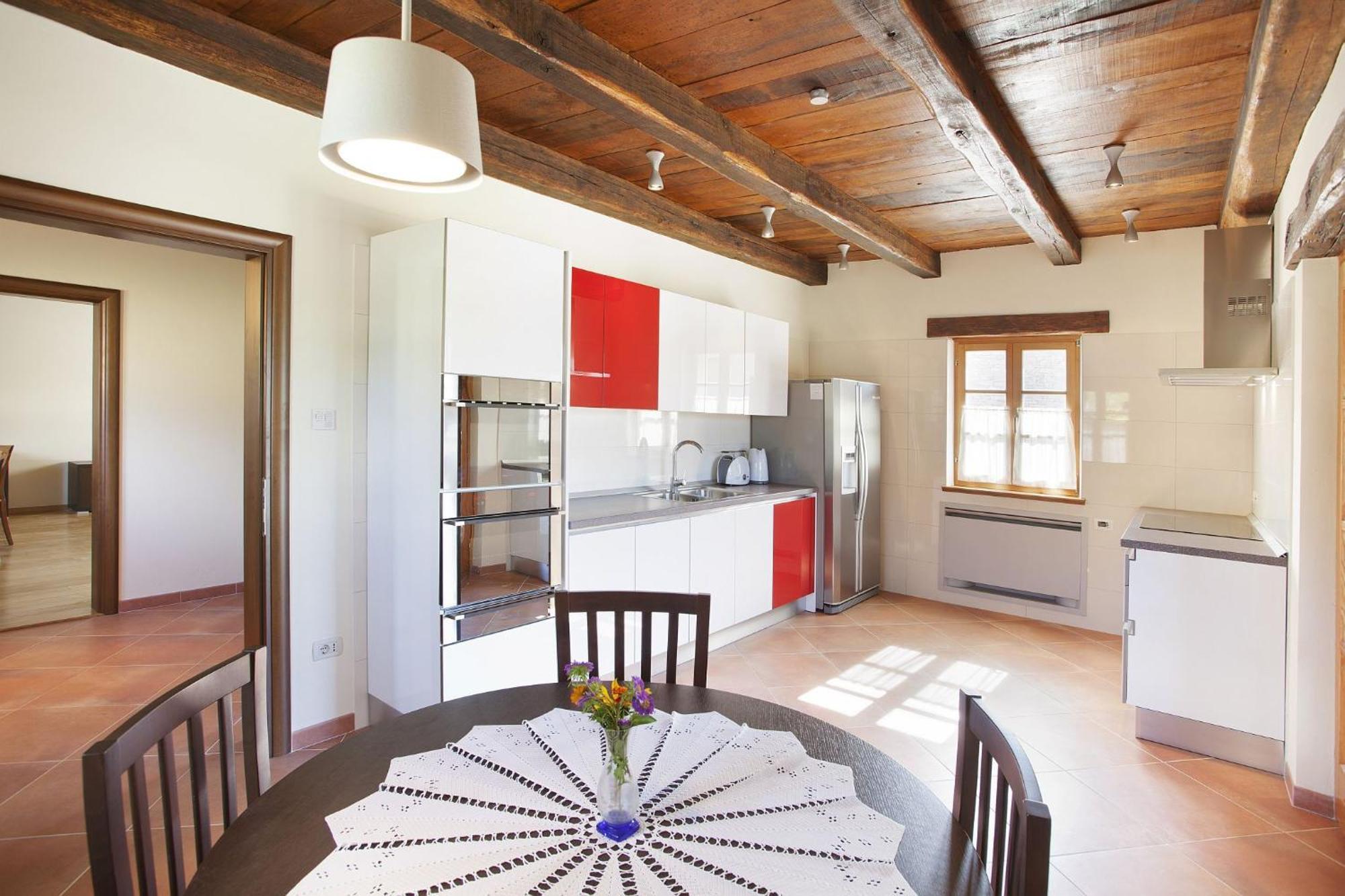 Villa Poropati, Groznjan, Istria - Luxury Countryside Estate For Up To 19 Persons - Large Pool Of 80M2 With Kids Section Экстерьер фото