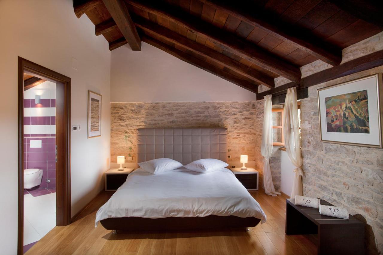 Villa Poropati, Groznjan, Istria - Luxury Countryside Estate For Up To 19 Persons - Large Pool Of 80M2 With Kids Section Экстерьер фото